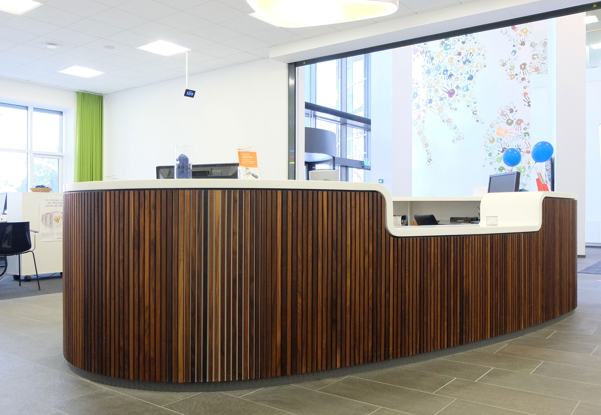 Receptions Skranke – Special Inventar — Design i Hjørring Rådhus